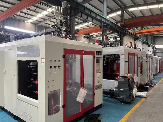 Moog System Plastic Bottle Blow Molding Machine